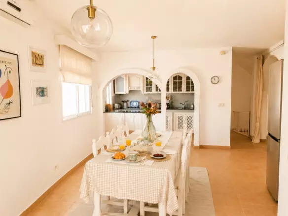 3-bedroom Town House In Gaucín, Spain (229 M²)