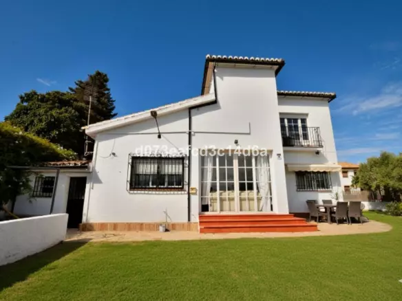 4-bedroom Villa In Ronda, Spain (220 M²)