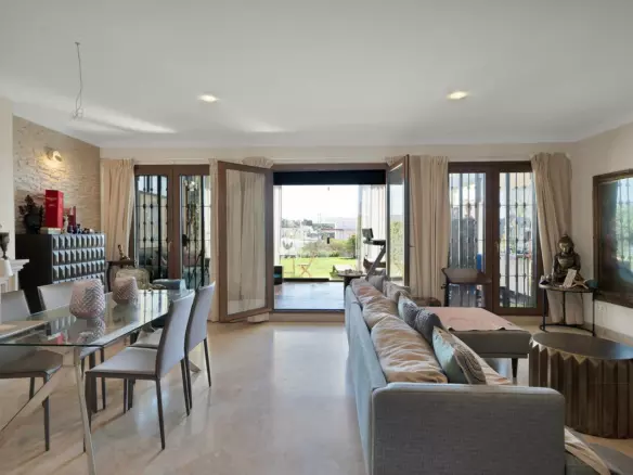 3-bedroom Town House In Estepona, Spain (165 M²)