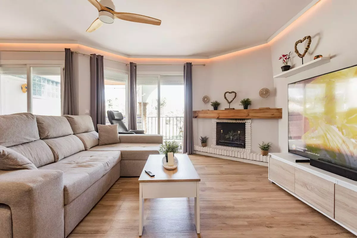 2-bedroom Apartment In Mijas, Spain (142 M²)