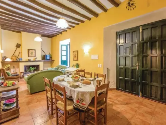 10-bedroom Country House In Cuevas Del Becerro, Spain (695 M²)