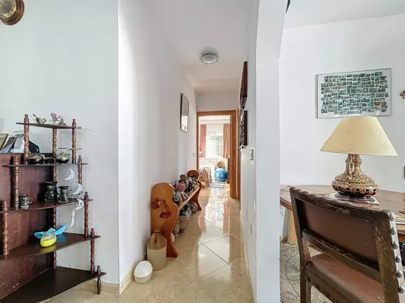 5-bedroom Villa In Canillas De Aceituno, Spain (298 M²)