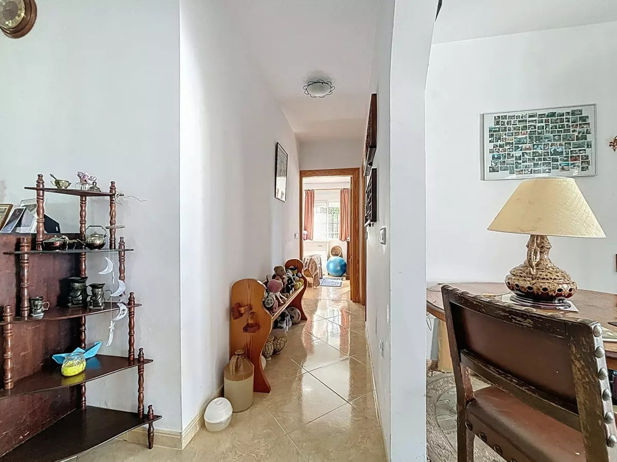 5-bedroom Villa In Canillas De Aceituno, Spain (298 M²)