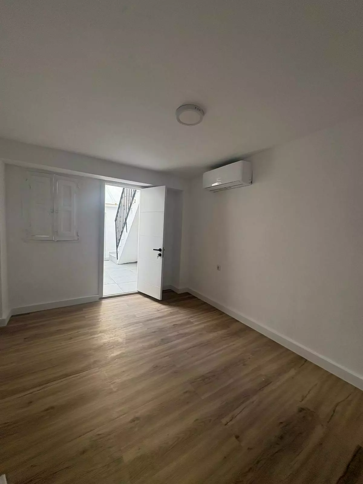 5-bedroom Town House In Casabermeja, Spain (120 M²)