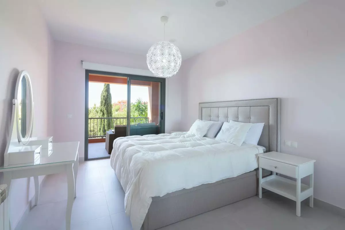 3-bedroom Apartment In Málaga, Spain (99 M²)