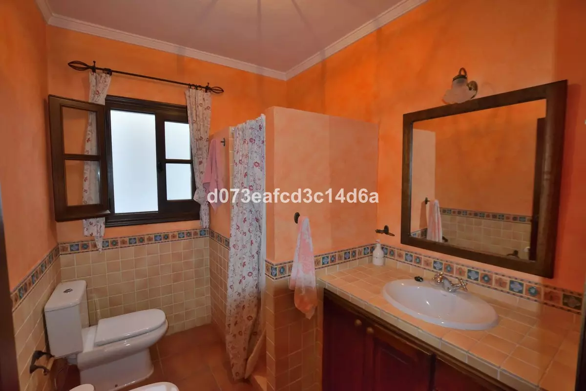 5-bedroom Villa In Montejaque, Spain (508 M²)