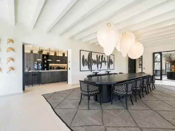 5-bedroom Villa In Santa Maria Del Camí, Spain (670 M²)