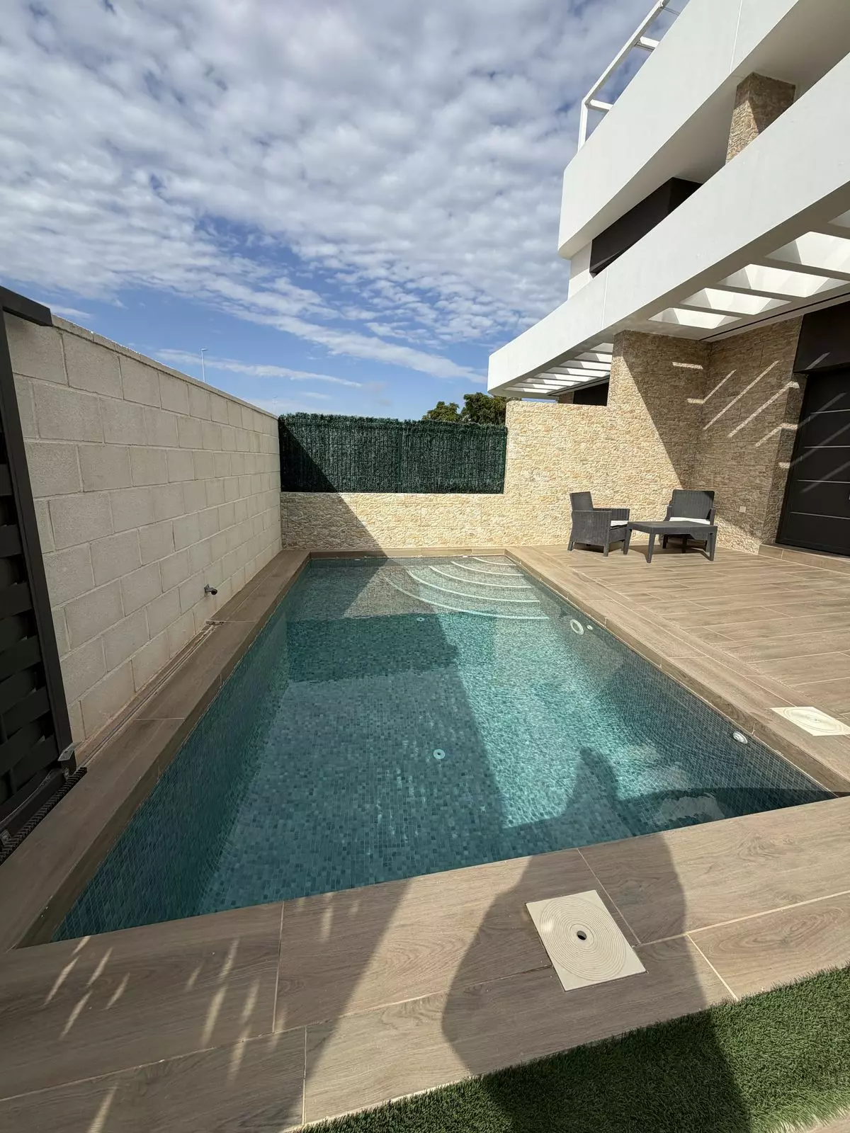 ShowFeedImage-08b20d 2-bedroom Villa In Los Montesinos, Spain (100 M²)
