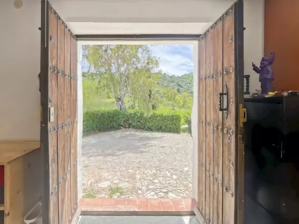 8-bedroom Country House In Casabermeja, Spain (440 M²)
