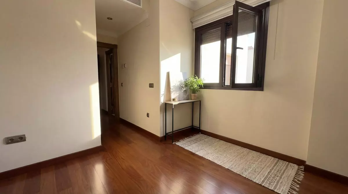 4-bedroom Apartment In Ronda, Spain (161 M²)