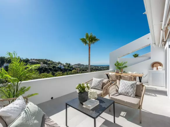 3-bedroom Apartment In Benahavis, Spain (110 M²)