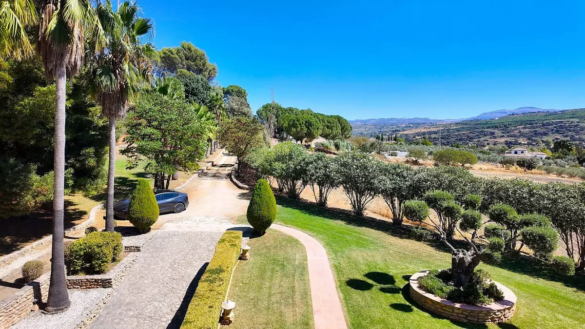 5-bedroom Country House In Ronda, Spain (950 M²)