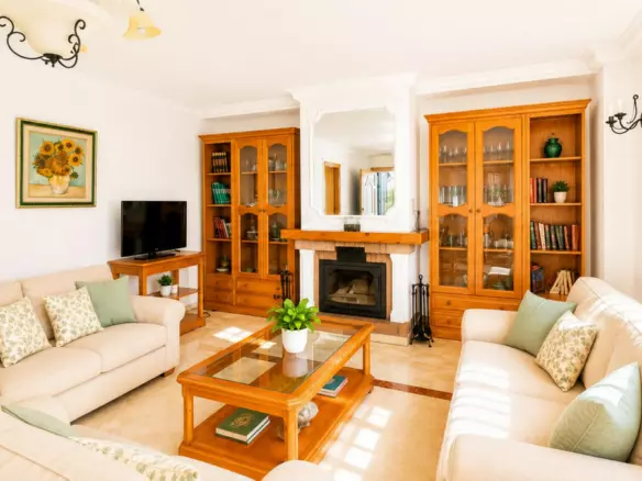 3-bedroom Country House In Estepona, Spain (120 M²)