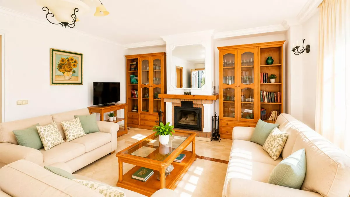 3-bedroom Country House In Estepona, Spain (120 M²)