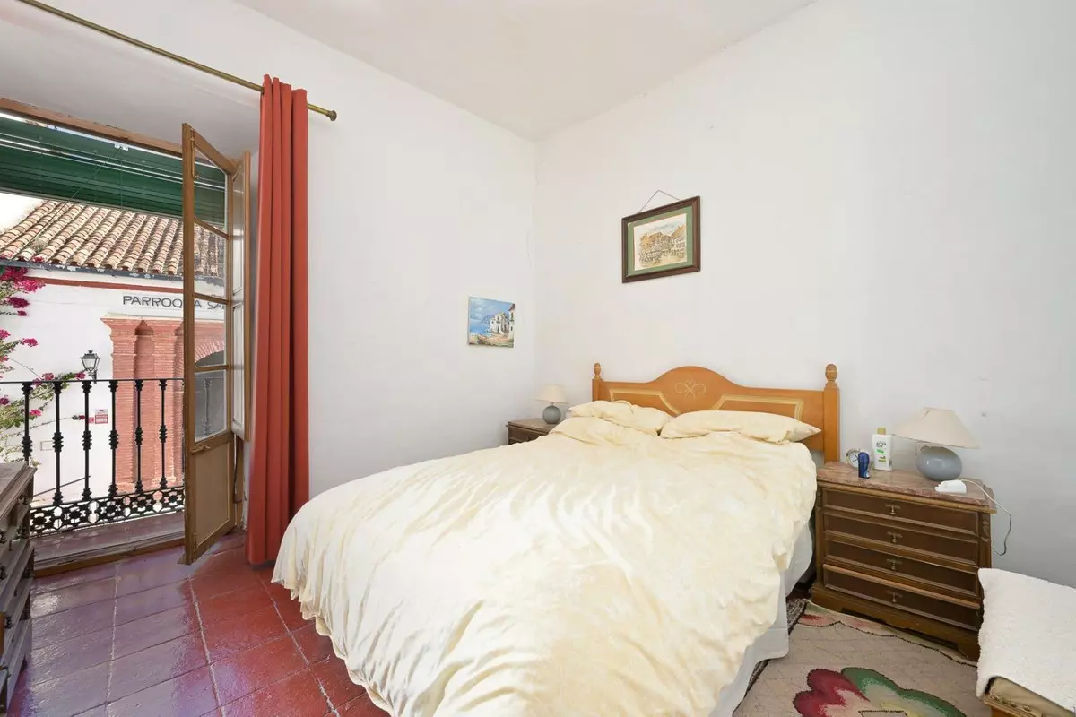 7-bedroom Town House In Tolox, Spain (180 M²)