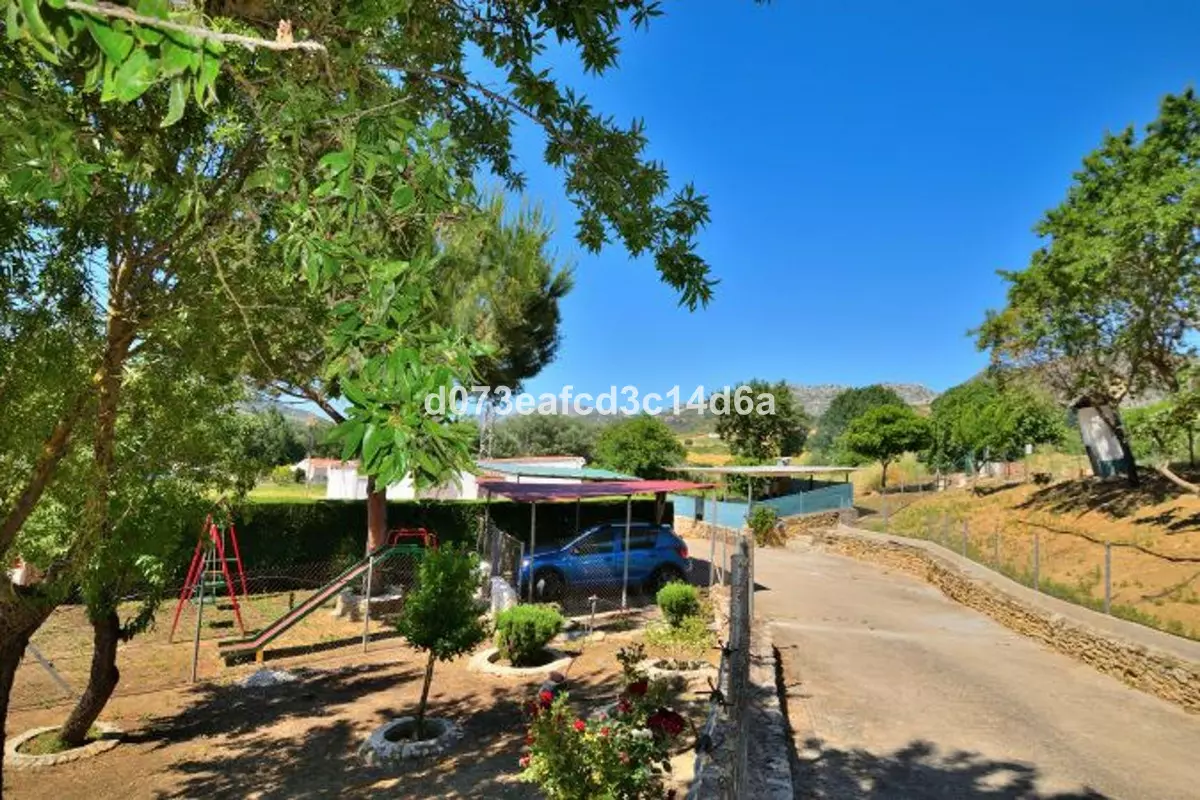 1-bedroom Country House In Ronda, Spain (121 M²)