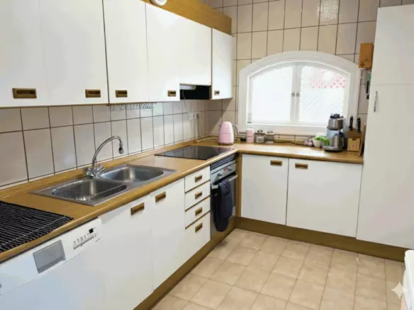 2-bedroom Apartment In Málaga, Spain (93 M²)