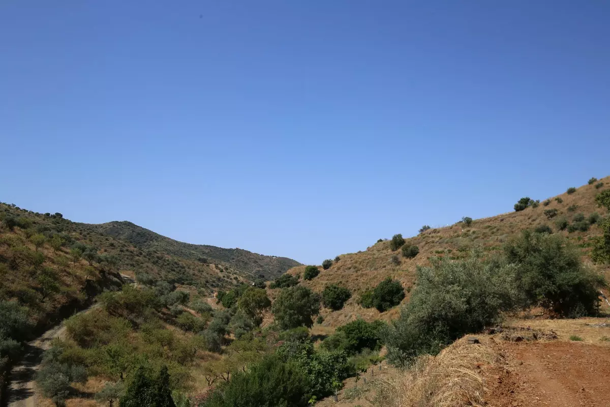 2-bedroom Country House In Totalán, Spain (64 M²)