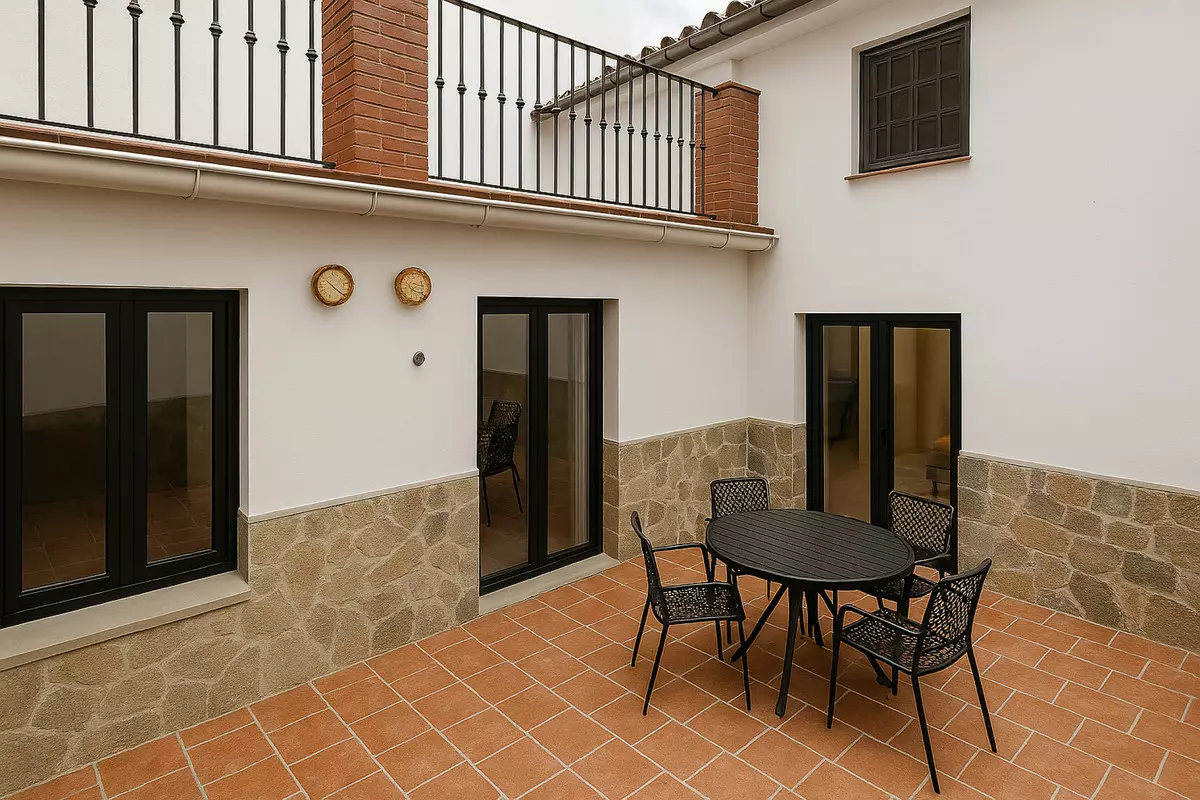 3-bedroom Town House In Gaucín, Spain (190 M²)