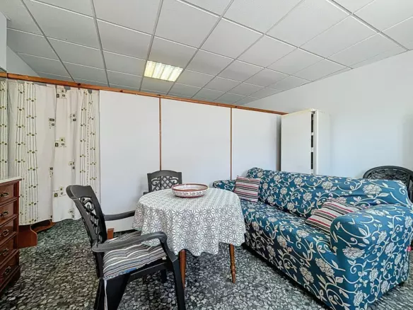 5-bedroom Villa In Cómpeta, Spain (273 M²)