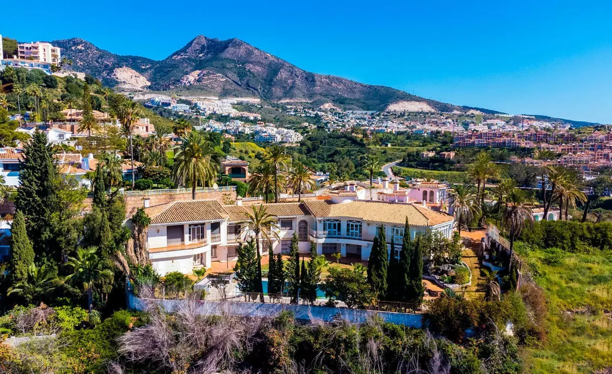 9-bedroom Villa In Benalmádena, Spain (1.146 M²)