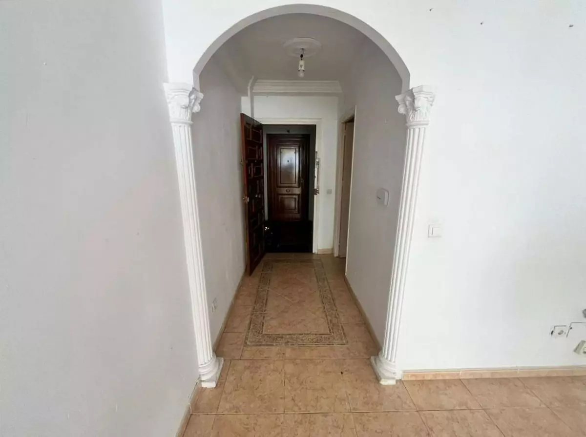 3-bedroom Apartment In Estepona, Spain (75 M²)