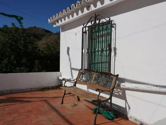 3-bedroom Country House In La Viñuela, Spain (220 M²)
