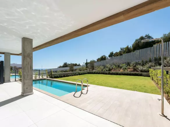 2-bedroom Apartment In Marbella, Spain (92 M²)