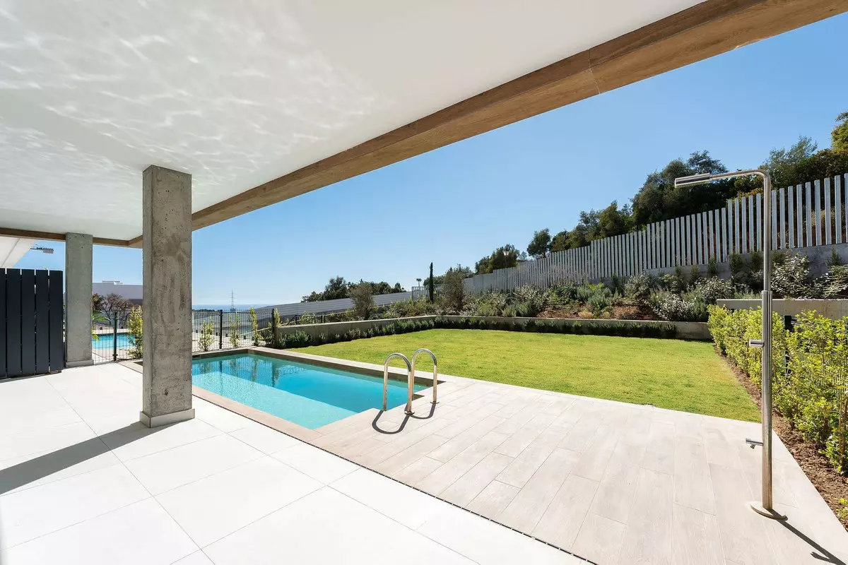 2-bedroom Apartment In Marbella, Spain (92 M²)