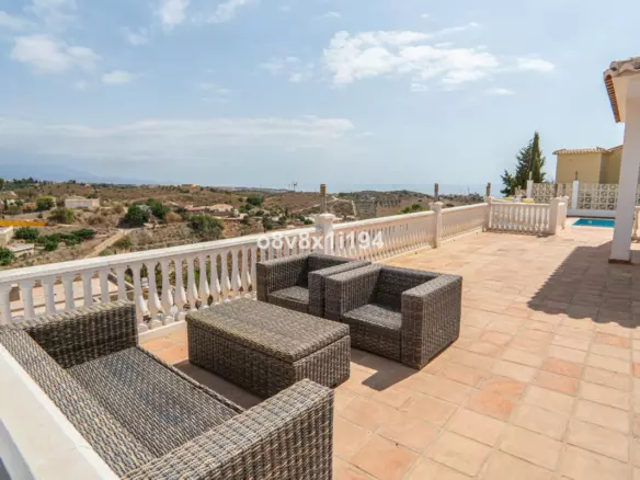 5-bedroom Villa In Vélez – Málaga, Spain (321 M²)