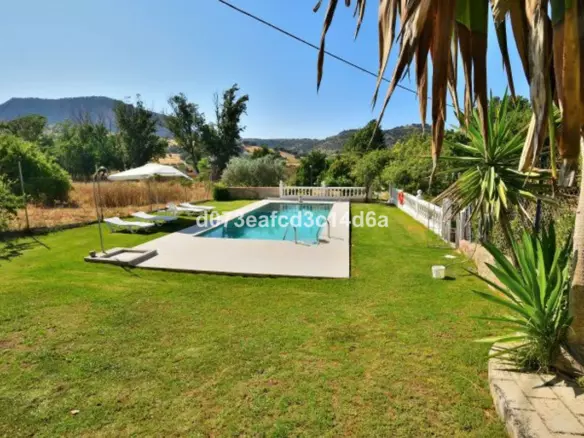 3-bedroom Country House In Benaoján, Spain (85 M²)