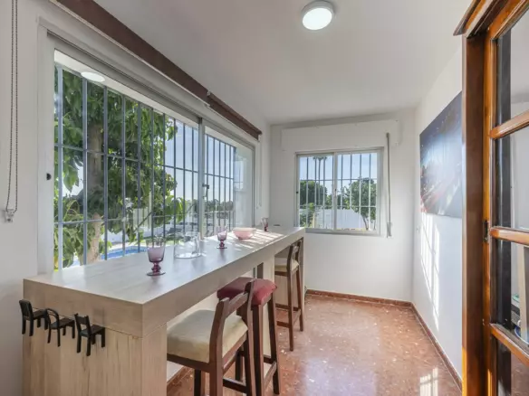 3-bedroom Villa In Estepona, Spain (263 M²)