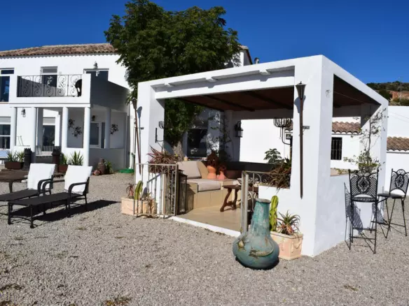 10-bedroom Country House In Ronda, Spain (1.238 M²)