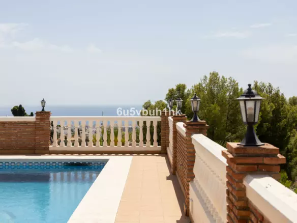 5-bedroom Villa In Frigiliana, Spain (400 M²)