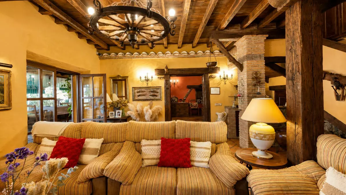 8-bedroom Country House In Cártama, Spain (569 M²)