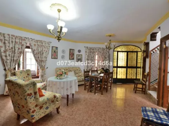 3-bedroom Town House In Ronda, Spain (126 M²)