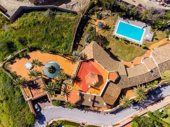 9-bedroom Villa In Benalmádena, Spain (1.146 M²)
