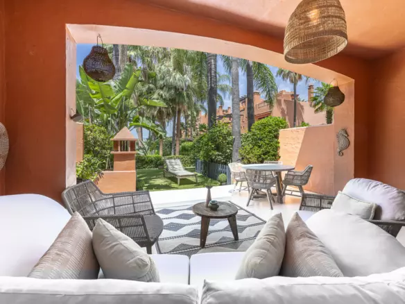 3-bedroom Town House In Marbella, Spain (285 M²)