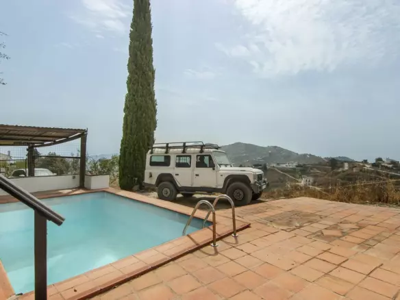 2-bedroom Country House In Iznate, Spain (64 M²)