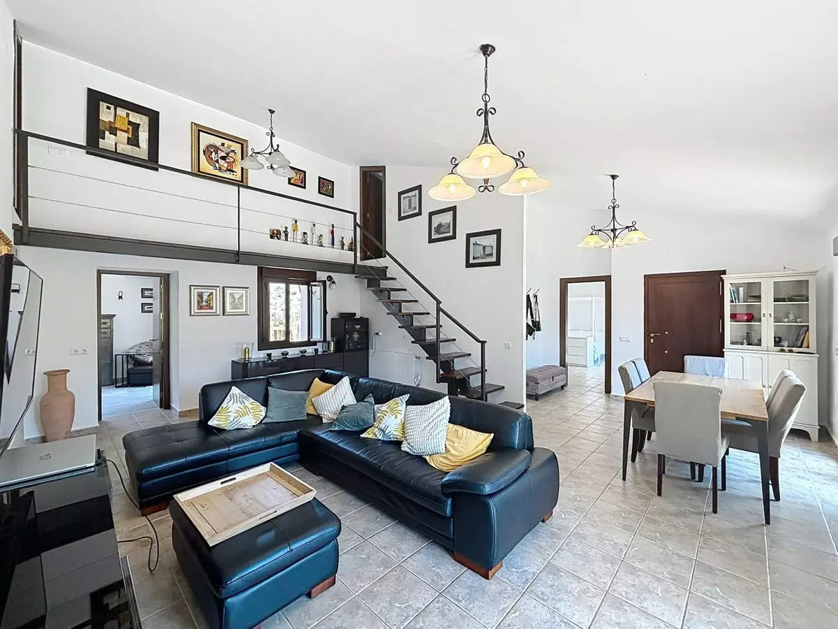 3-bedroom Villa In Canillas De Aceituno, Spain (213 M²)