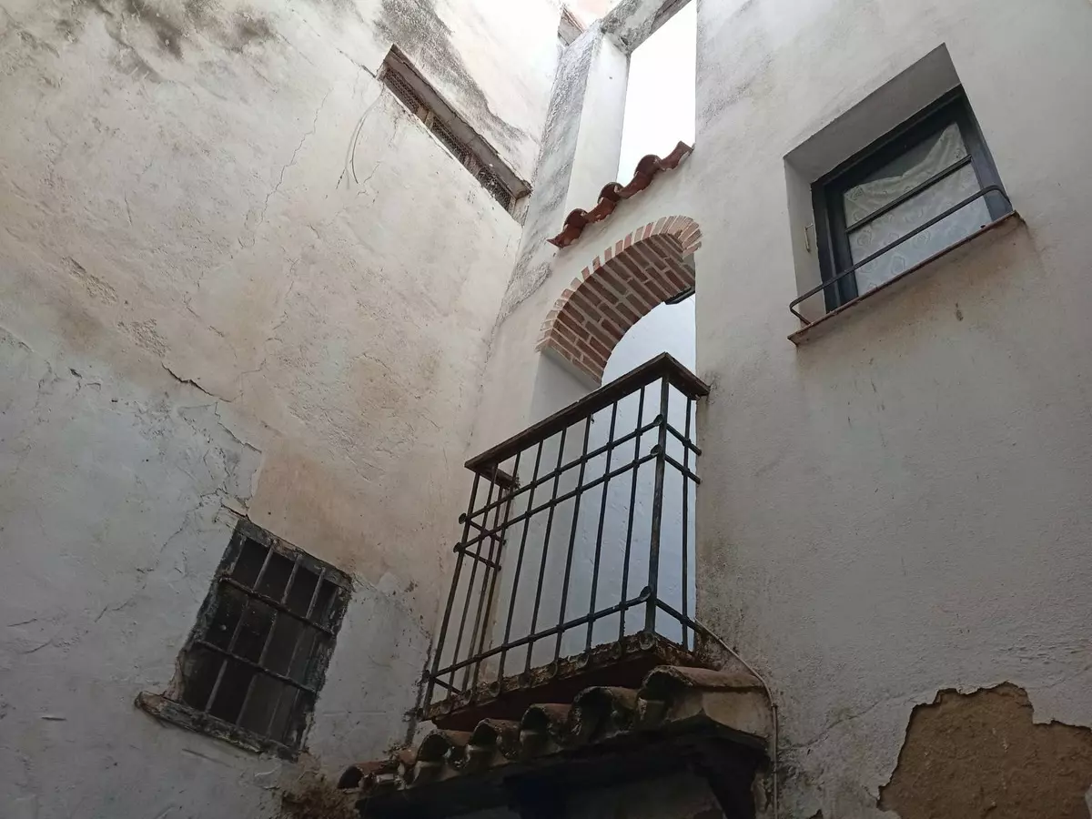 6-bedroom Town House In Ronda, Spain (202 M²)