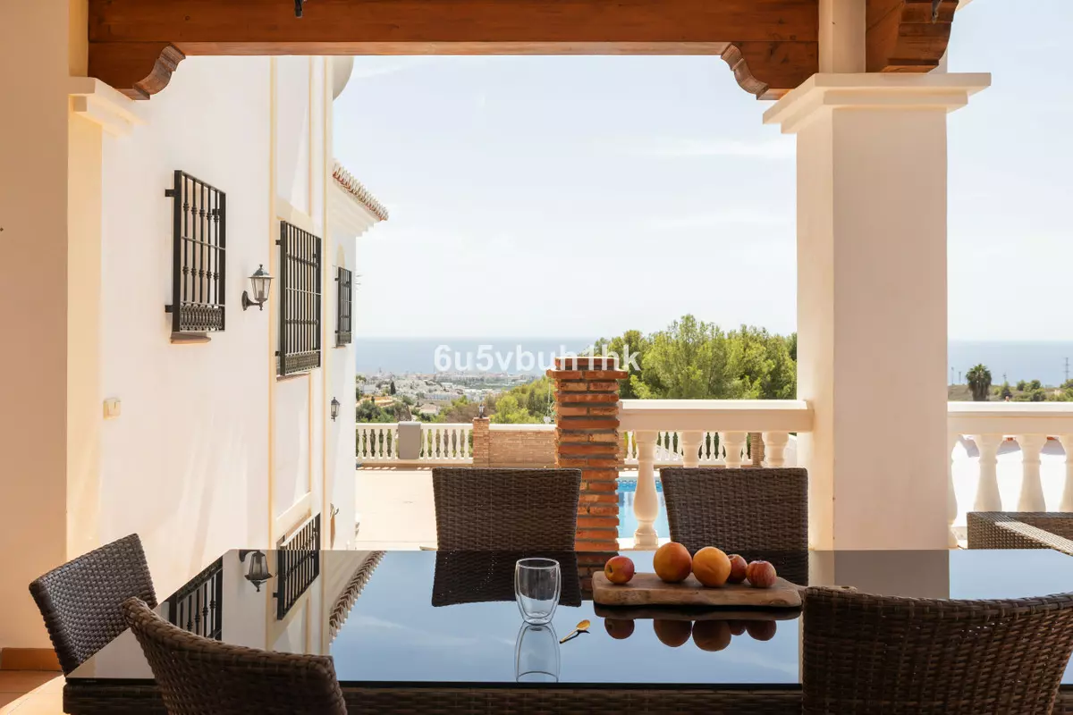 5-bedroom Villa In Frigiliana, Spain (400 M²)