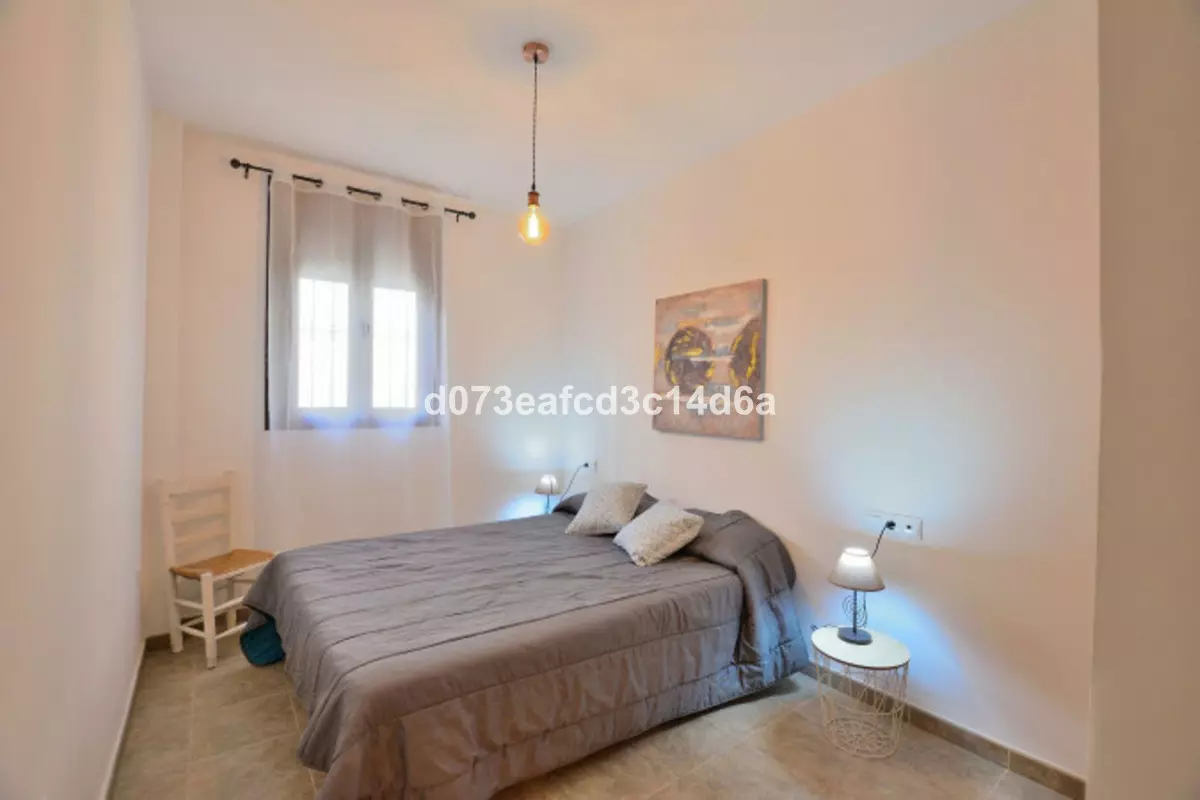 3-bedroom Apartment In Ronda, Spain (103 M²)