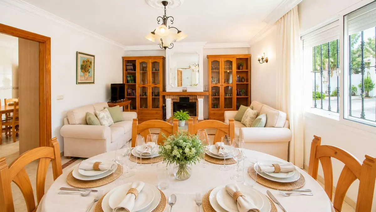 3-bedroom Country House In Estepona, Spain (120 M²)