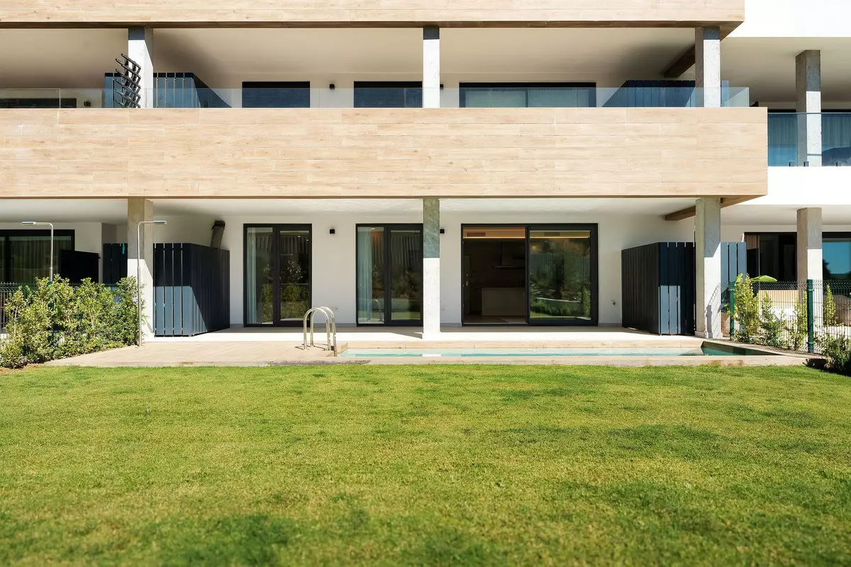 2-bedroom Apartment In Marbella, Spain (92 M²)