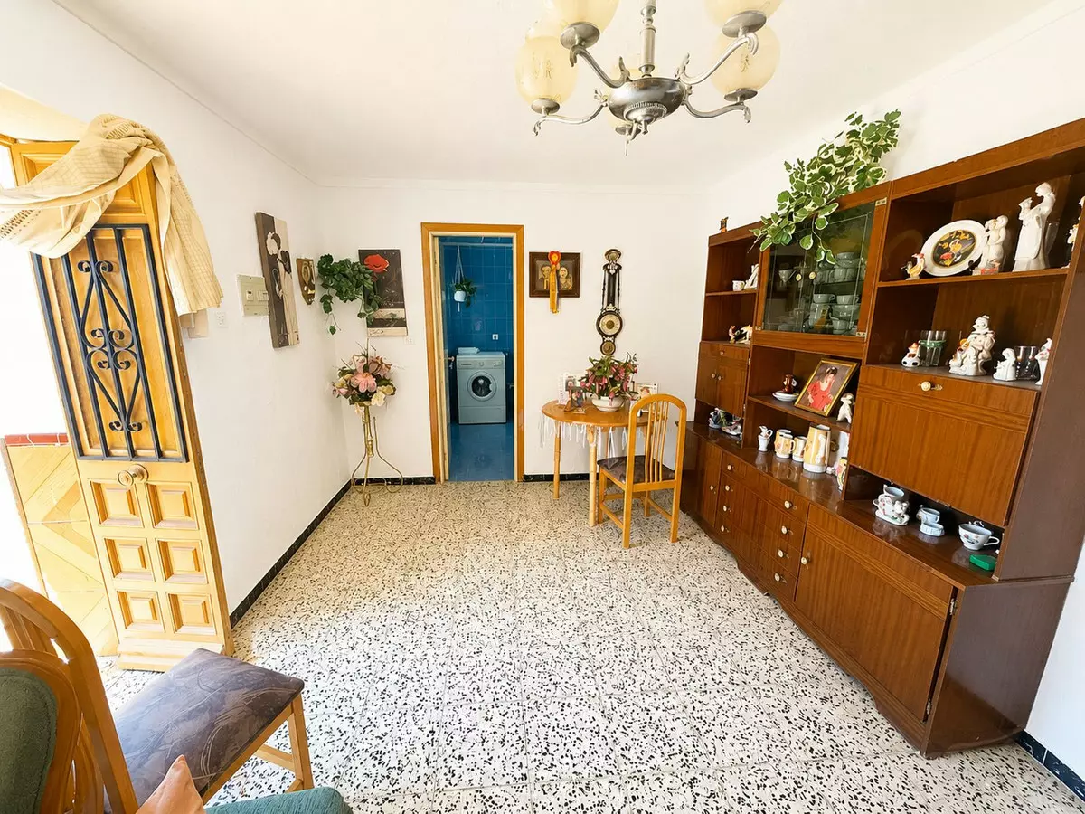 3-bedroom Villa In Cártama, Spain (221 M²)