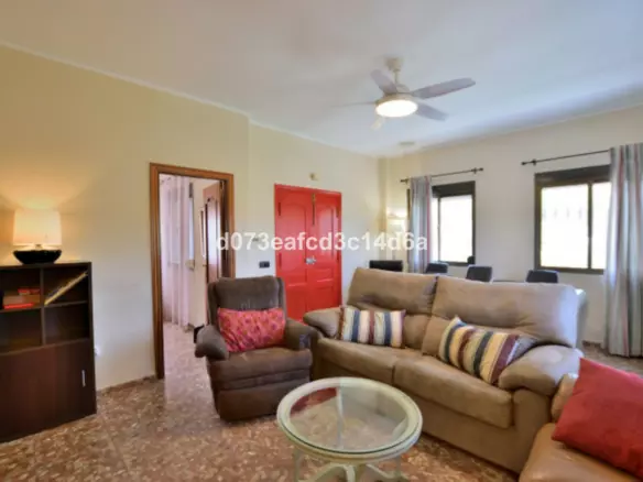6-bedroom Villa In Ronda, Spain (225 M²)
