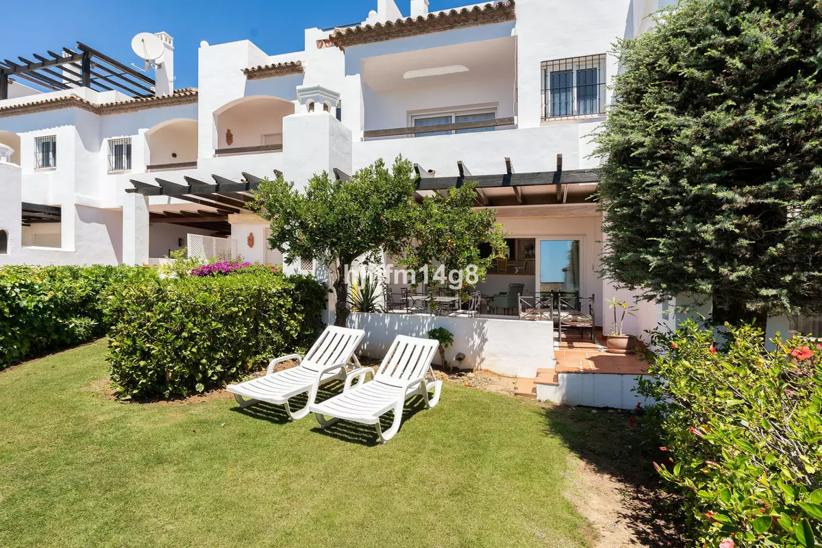 3-bedroom Town House In Marbella, Spain (385 M²)