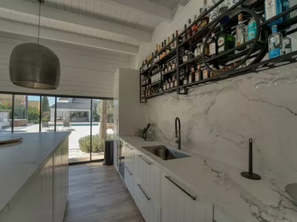 5-bedroom Villa In Benahavis, Spain (350 M²)
