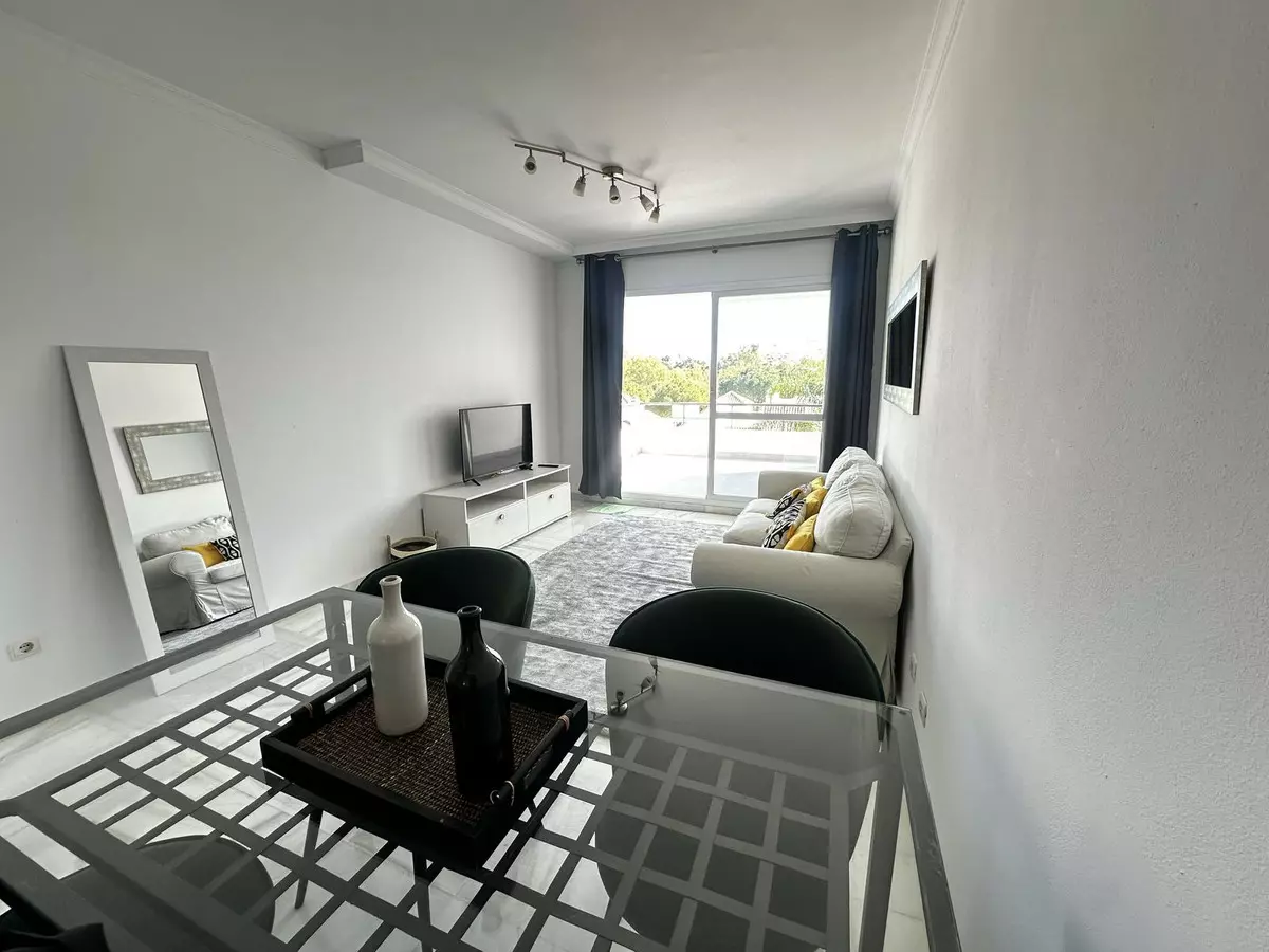 2-bedroom Apartment In Marbella, Spain (85 M²)